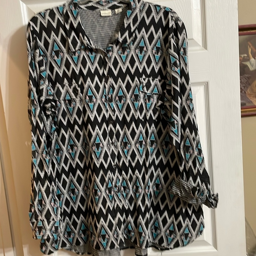 Beautiful cotton button down blouse. 3X NWT